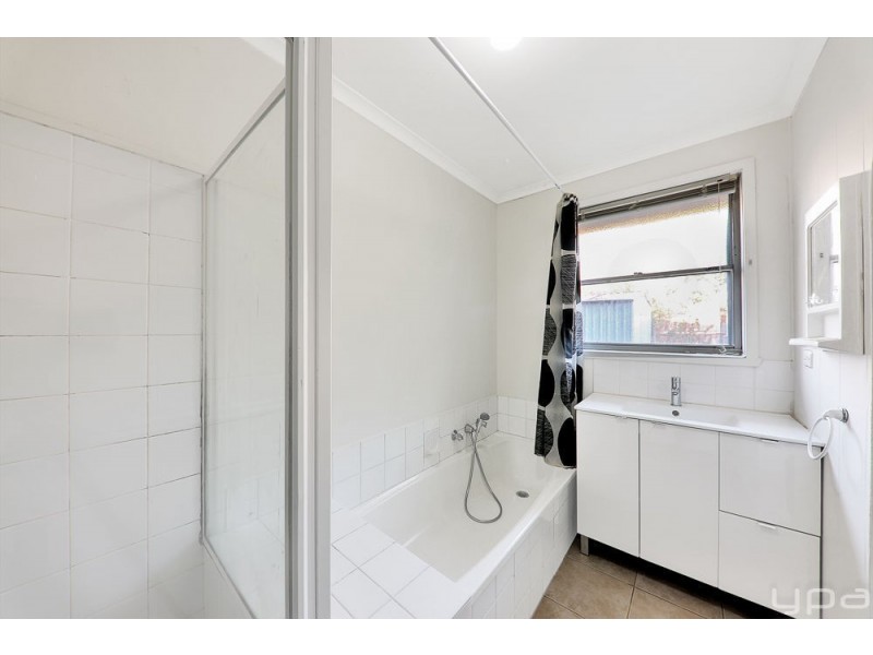 136 Ripplebrook Drive, Broadmeadows VIC 3047