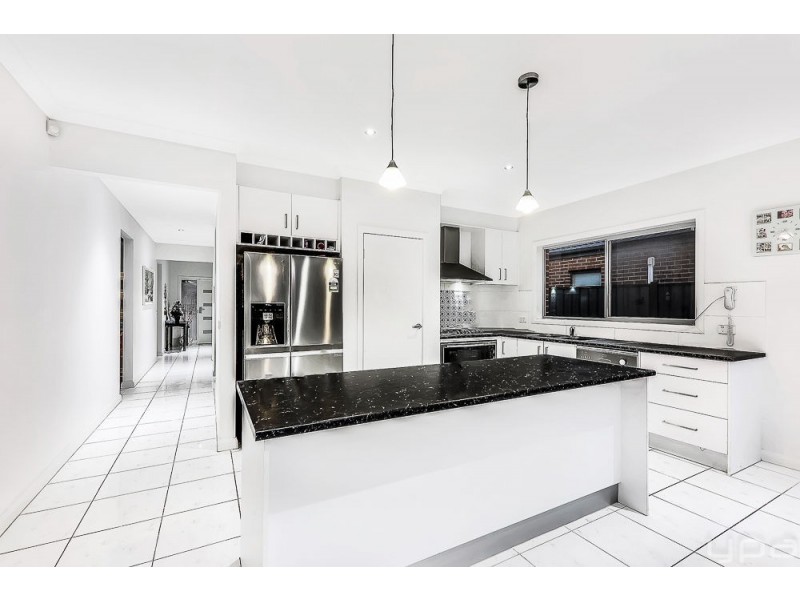 477 Grand Boulevard, Craigieburn VIC 3064