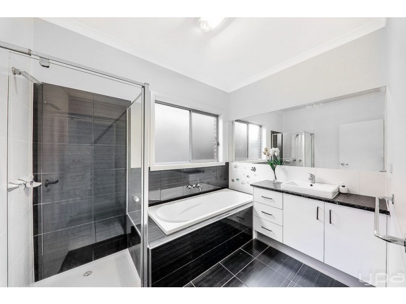477 Grand Boulevard, Craigieburn VIC 3064