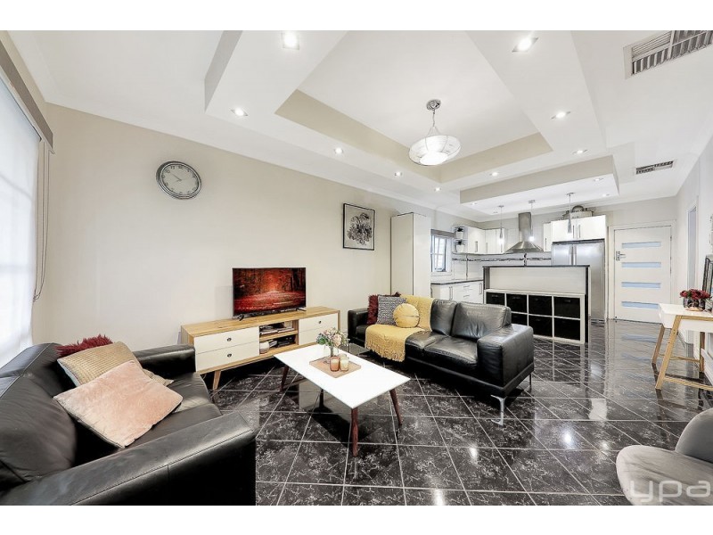 1/10 View Street, Glenroy VIC 3046