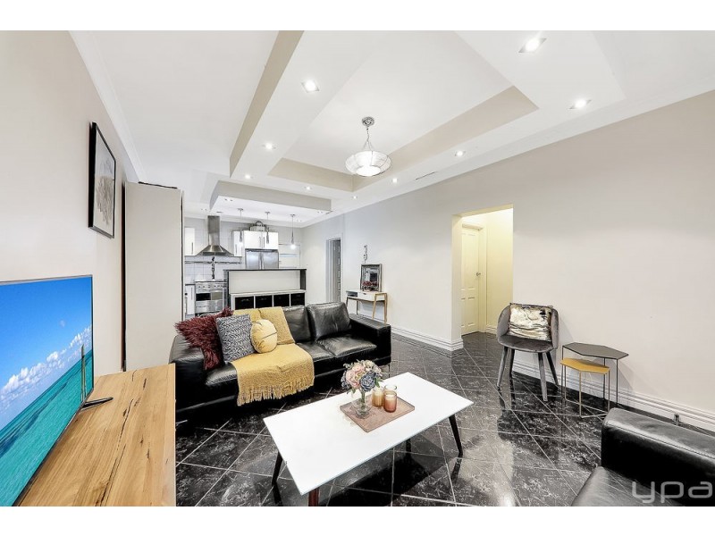 1/10 View Street, Glenroy VIC 3046