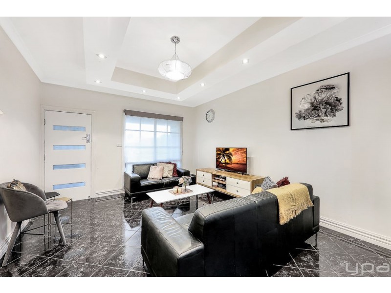 1/10 View Street, Glenroy VIC 3046