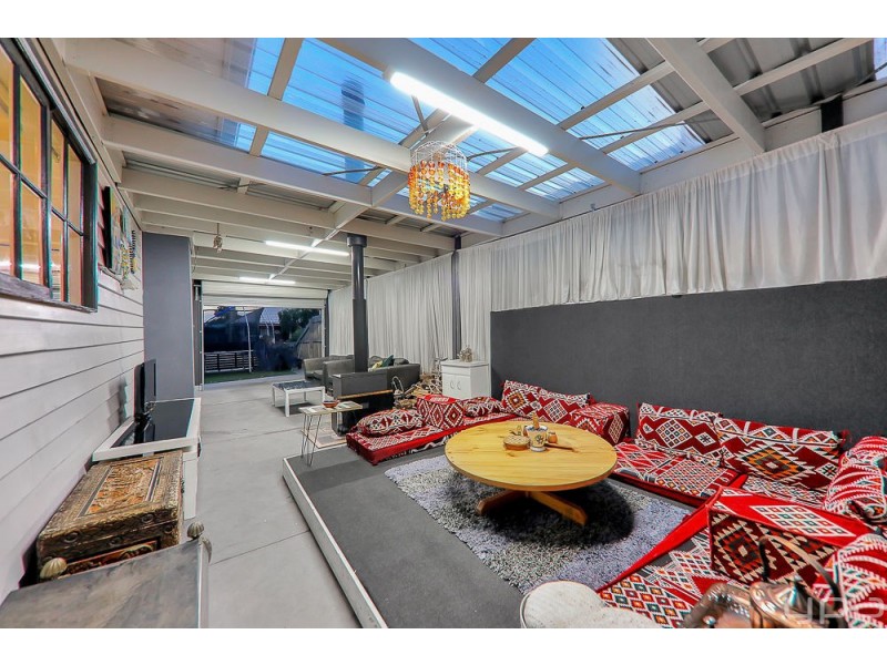 1/10 View Street, Glenroy VIC 3046