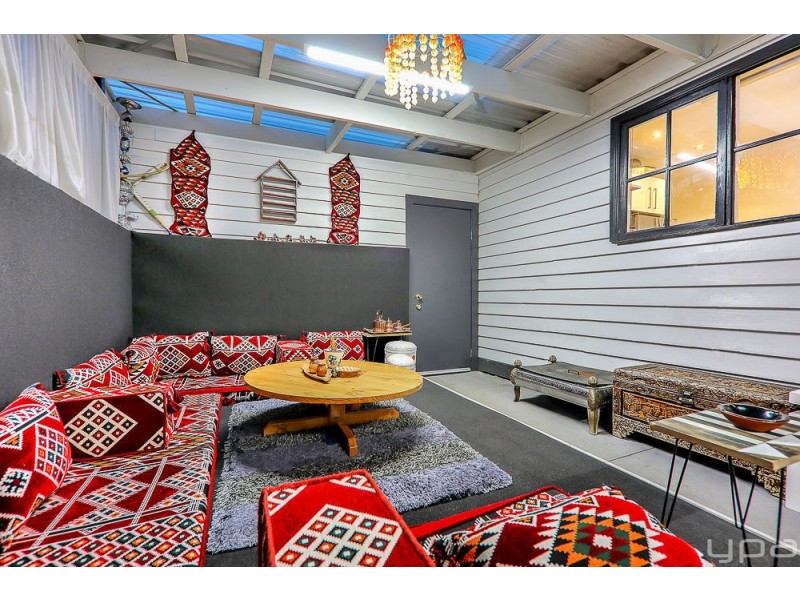 1/10 View Street, Glenroy VIC 3046