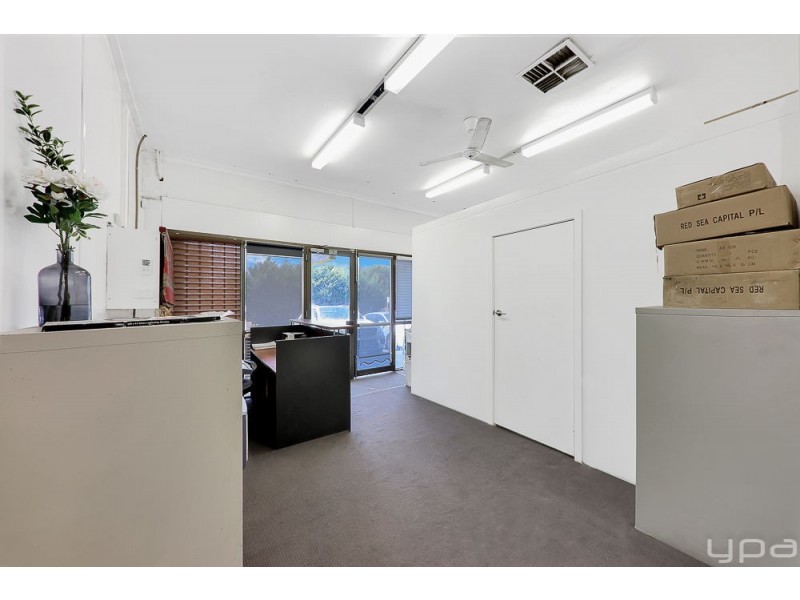 99 Justin Avenue, Glenroy VIC 3046