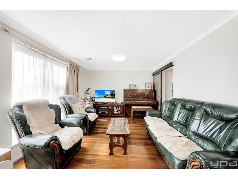 12 Hastings Crescent, Broadmeadows VIC 3047
