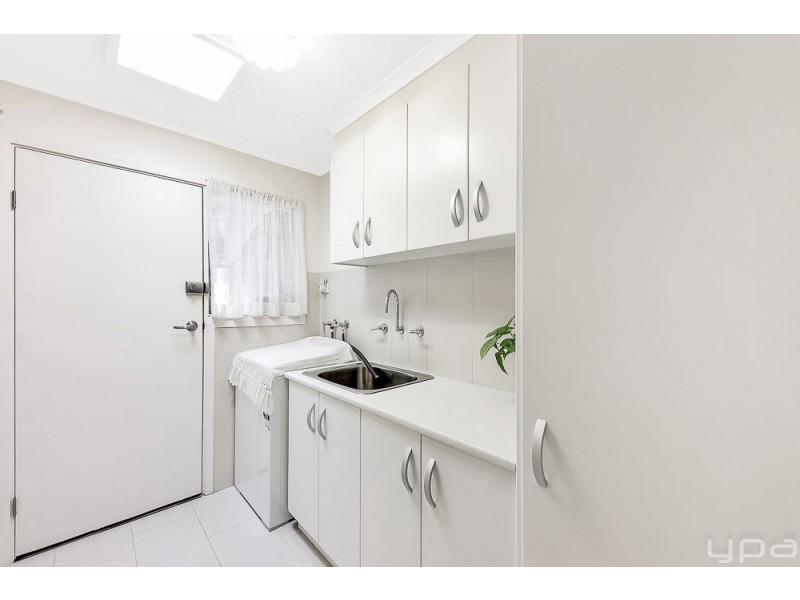 12 Hastings Crescent, Broadmeadows VIC 3047