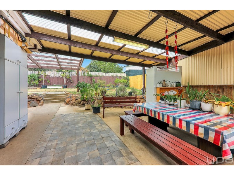 12 Hastings Crescent, Broadmeadows VIC 3047