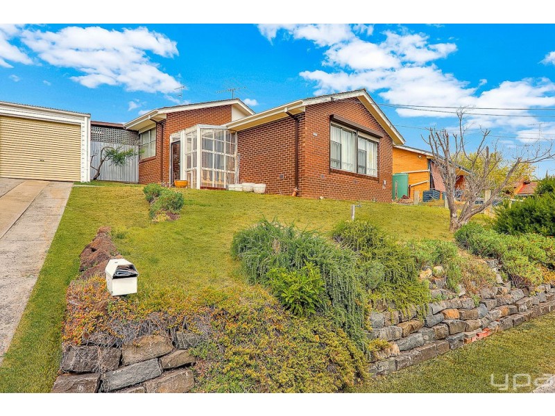 12 Hastings Crescent, Broadmeadows VIC 3047