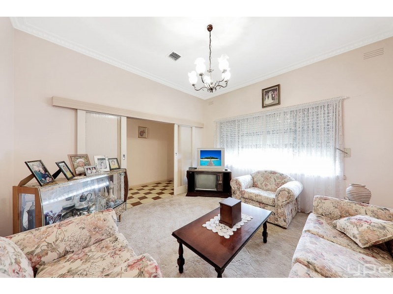 36 Wheatsheaf Road, Glenroy VIC 3046