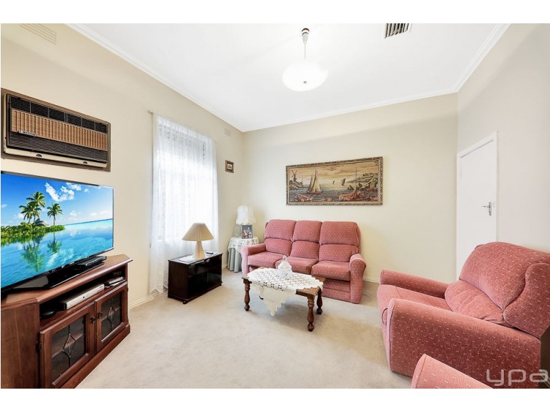 36 Wheatsheaf Road, Glenroy VIC 3046