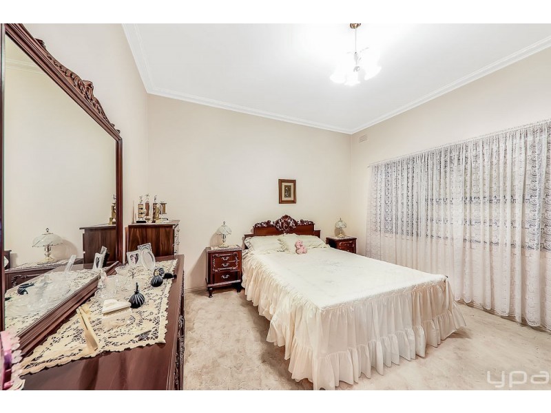 36 Wheatsheaf Road, Glenroy VIC 3046