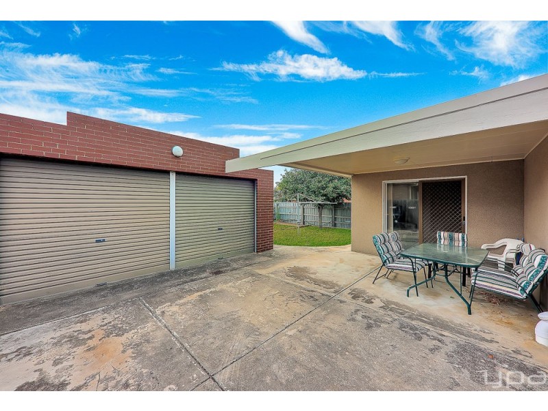 36 Wheatsheaf Road, Glenroy VIC 3046