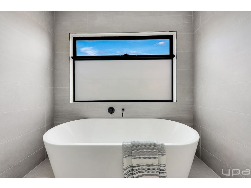 1/27 Eyre Street, Westmeadows VIC 3049