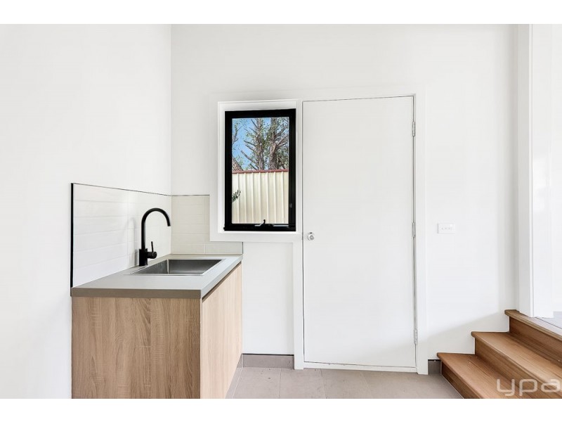1/27 Eyre Street, Westmeadows VIC 3049