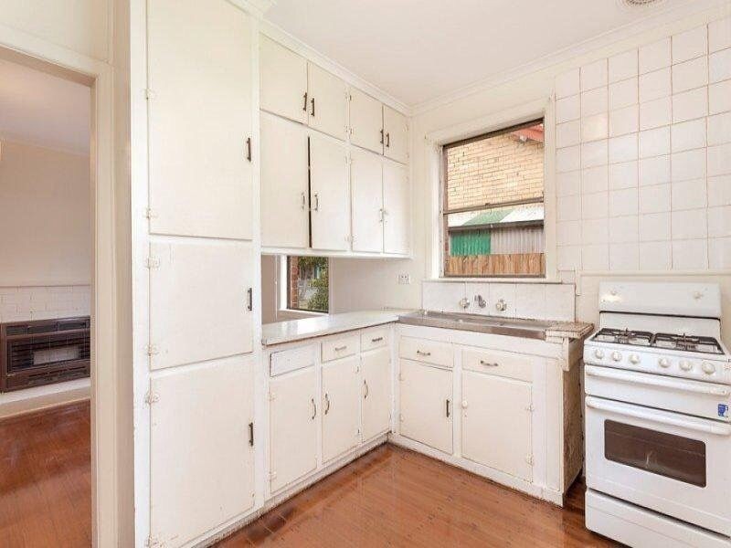 17 Emu Parade, Jacana VIC 3047