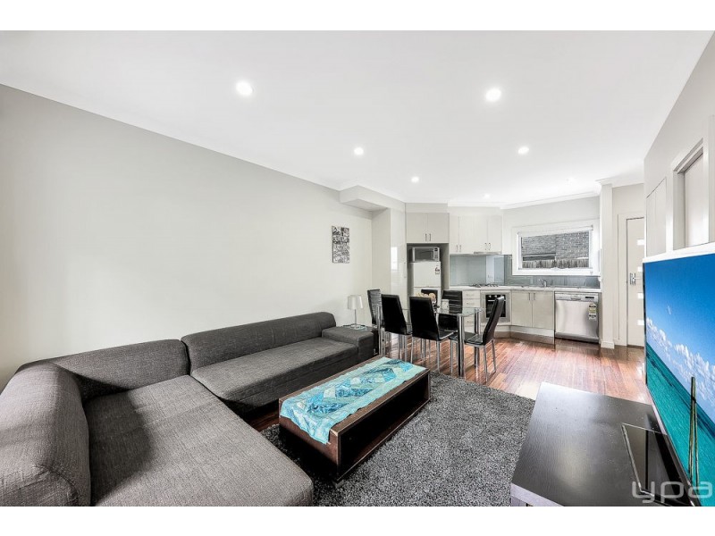 3/30 Isla Avenue, Glenroy VIC 3046