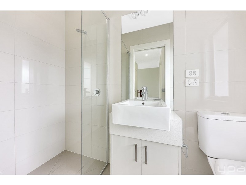 3/30 Isla Avenue, Glenroy VIC 3046