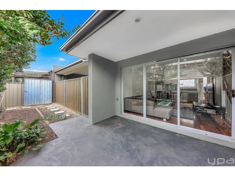 3/30 Isla Avenue, Glenroy VIC 3046