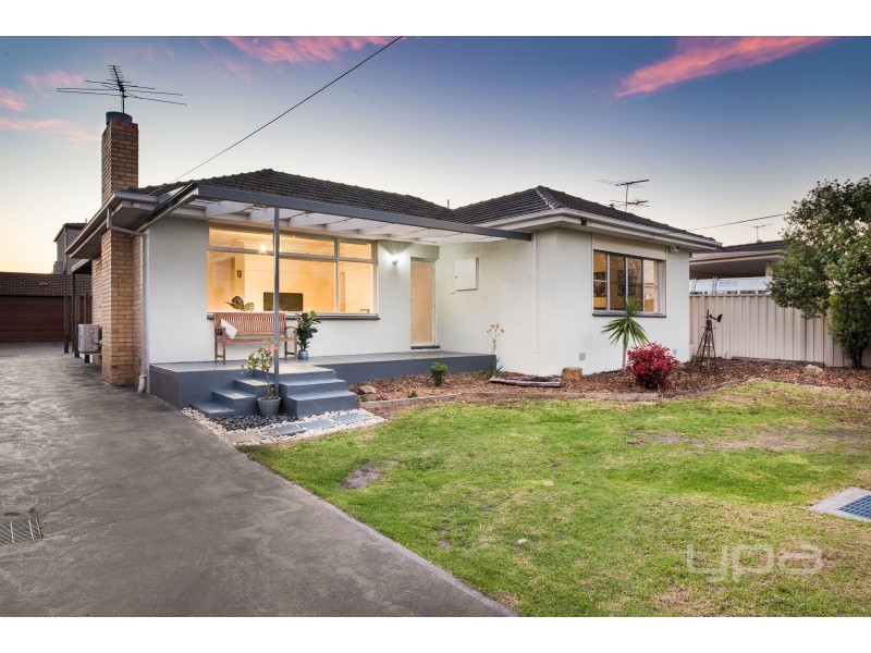1/13 Cosmos Street, Glenroy VIC 3046