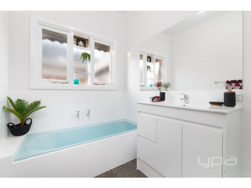 1/13 Cosmos Street, Glenroy VIC 3046