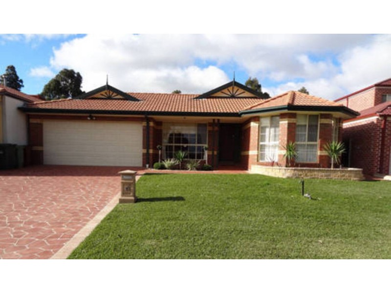 4 Greensted Grove, Roxburgh Park VIC 3064