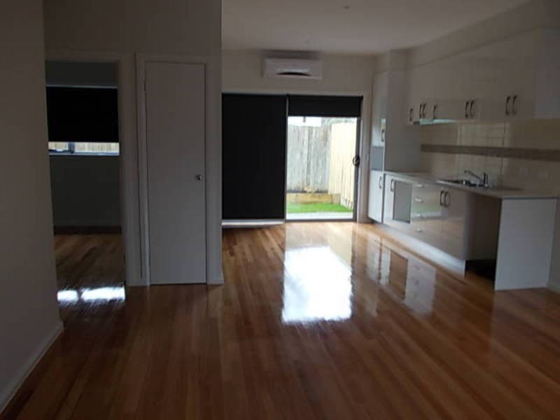 1/160 Waterloo Road, Oak Park VIC 3046