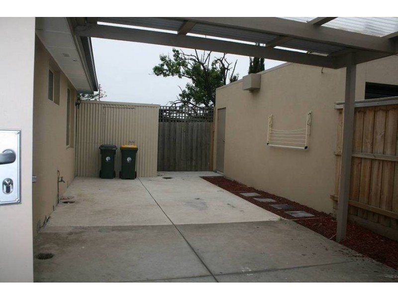 133 John St, Glenroy VIC 3046