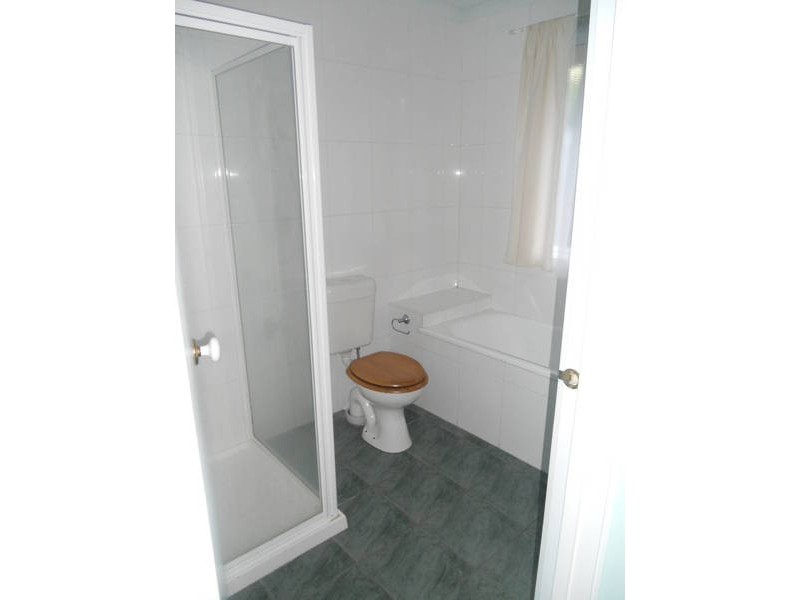 39  Rio Grande Dr, Roxburgh Park VIC 3064