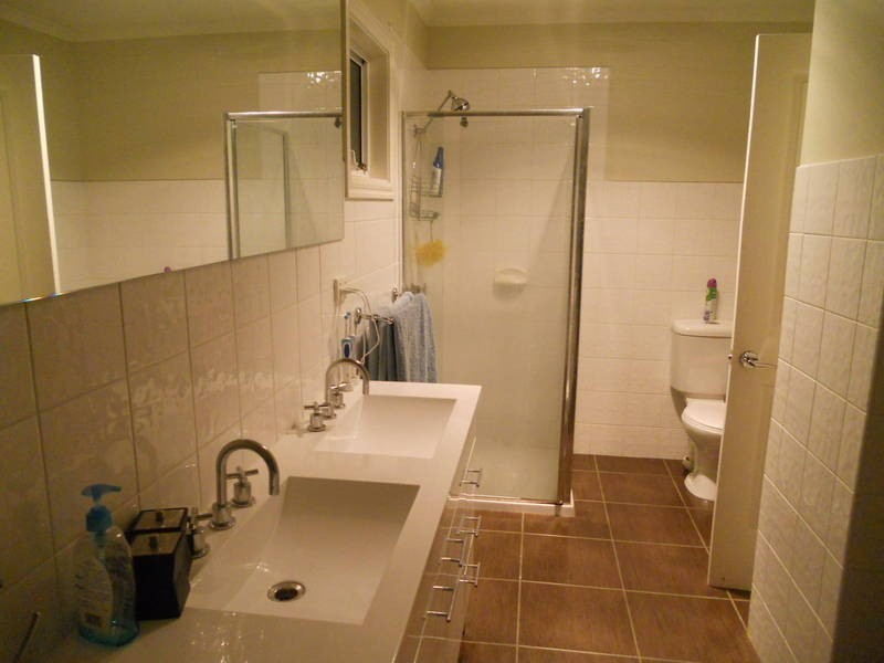 99a View St, Glenroy VIC 3046