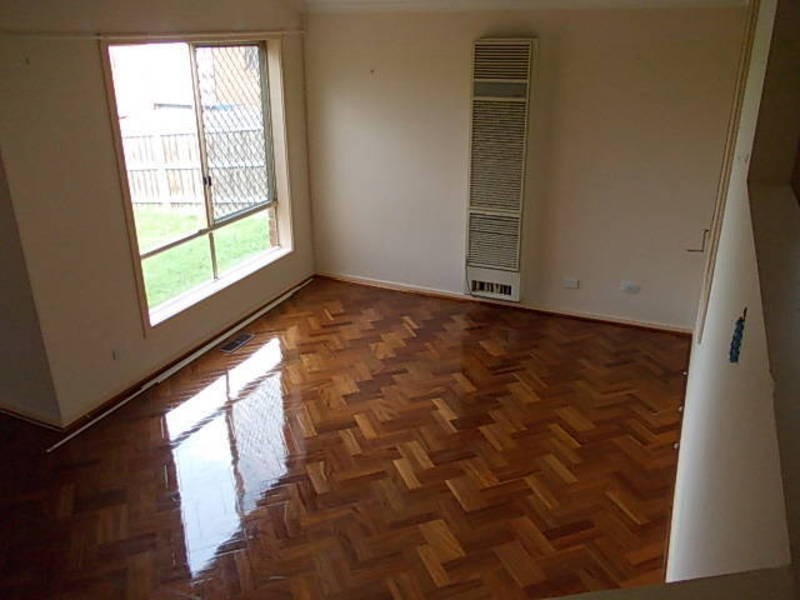 43 CASSINIA CRESCENT, Meadow Heights VIC 3048