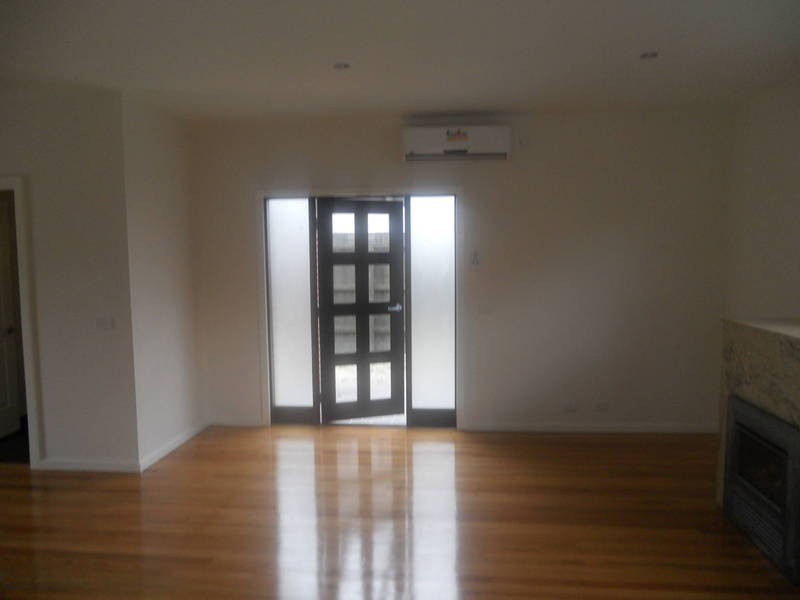 1/34  Hartington St, Glenroy VIC 3046