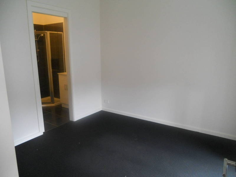 1/34  Hartington St, Glenroy VIC 3046