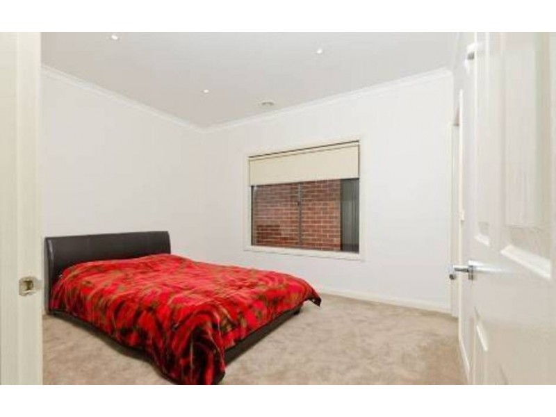 30 Brummel Street, Craigieburn VIC 3064