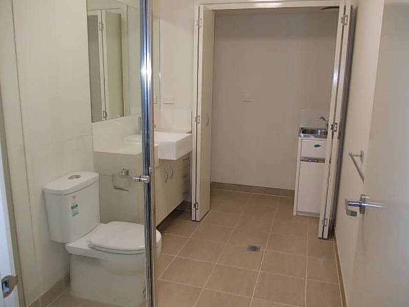 202/251 Ballarat Road, Braybrook VIC 3019