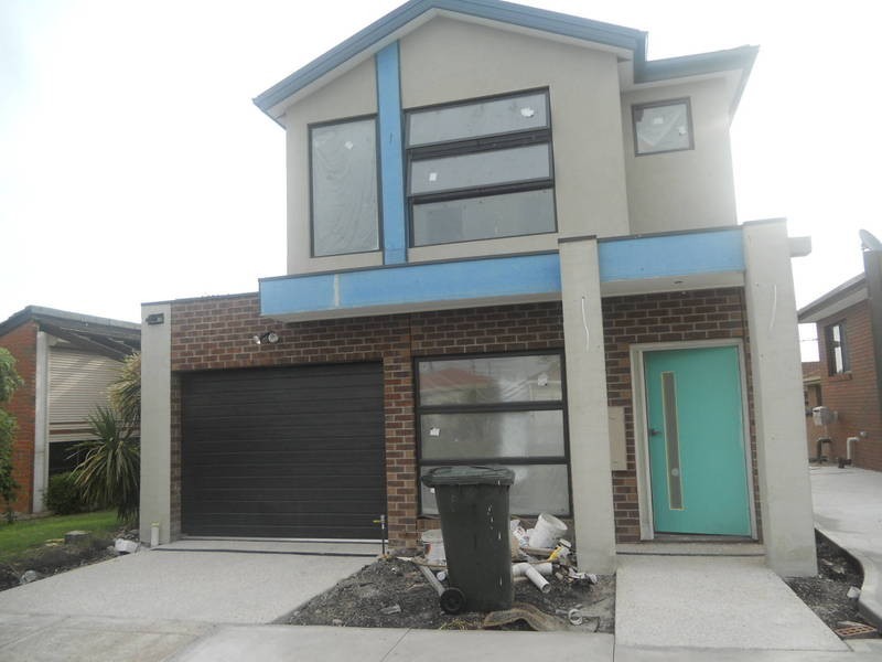1A Tamboon Court, Meadow Heights VIC 3048