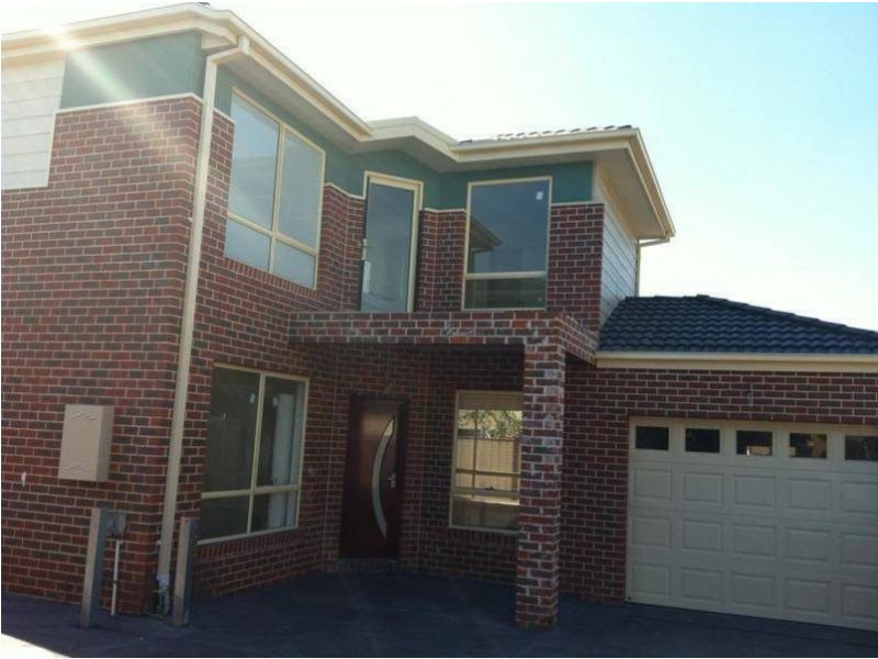 22b Wheatsheaf Road, Glenroy VIC 3046
