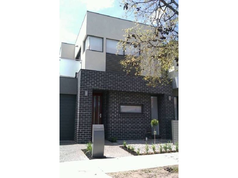 112 Royal Parade, Pascoe Vale VIC 3044