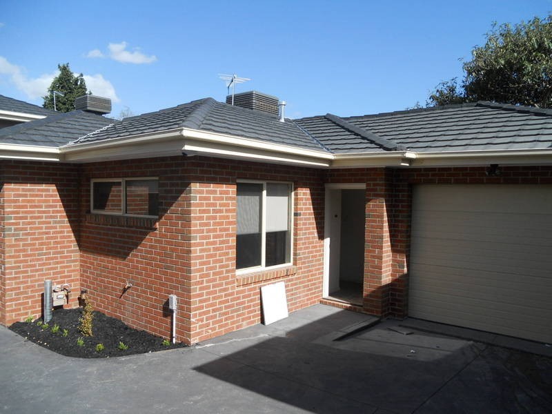 2/581 Pascoe Vale Rd, Oak Park VIC 3046