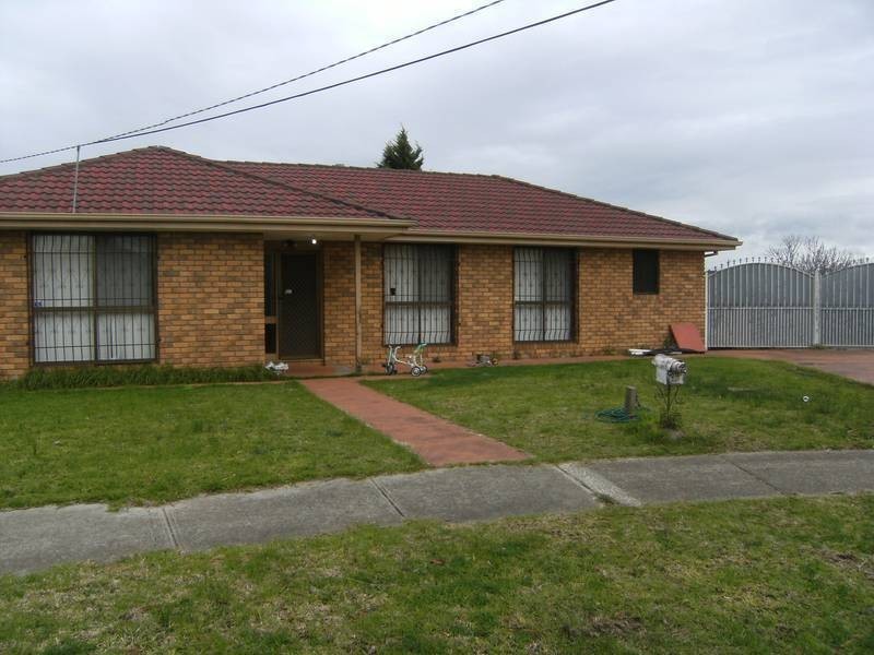 12 Longwood Court, Meadow Heights VIC 3048