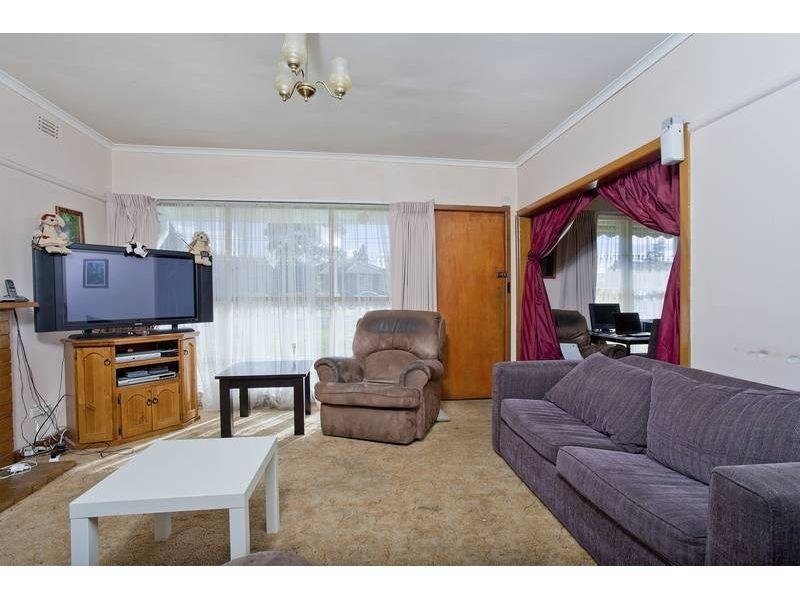 8 Bliburg Street, Jacana VIC 3047