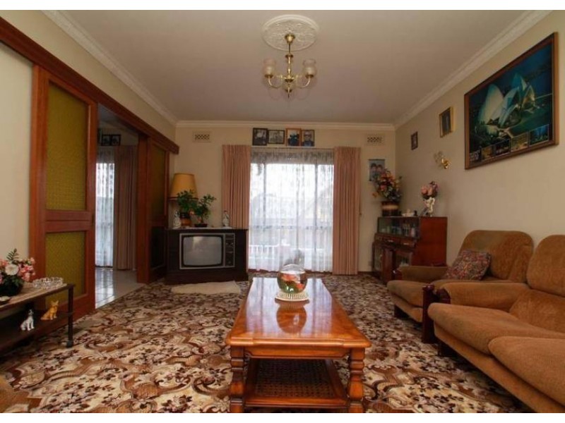 10 Buchan Street, Meadow Heights VIC 3048