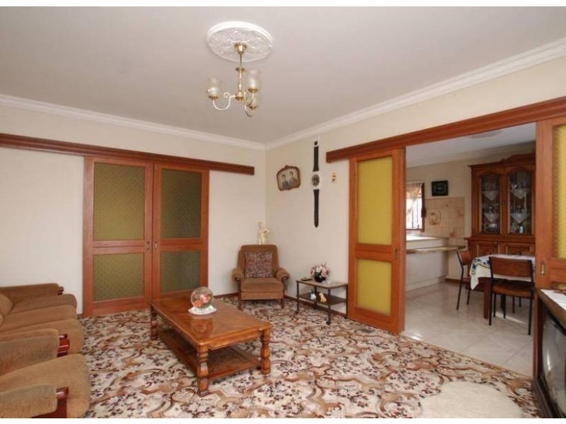 10 Buchan Street, Meadow Heights VIC 3048