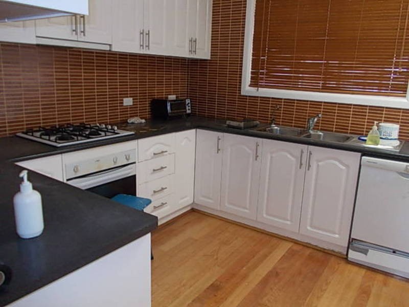 17 Kilmore Crescent, Dallas VIC 3047