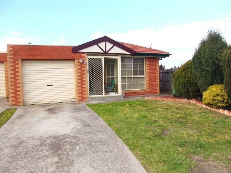 2/13 Tyrell Court, Meadow Heights VIC 3048