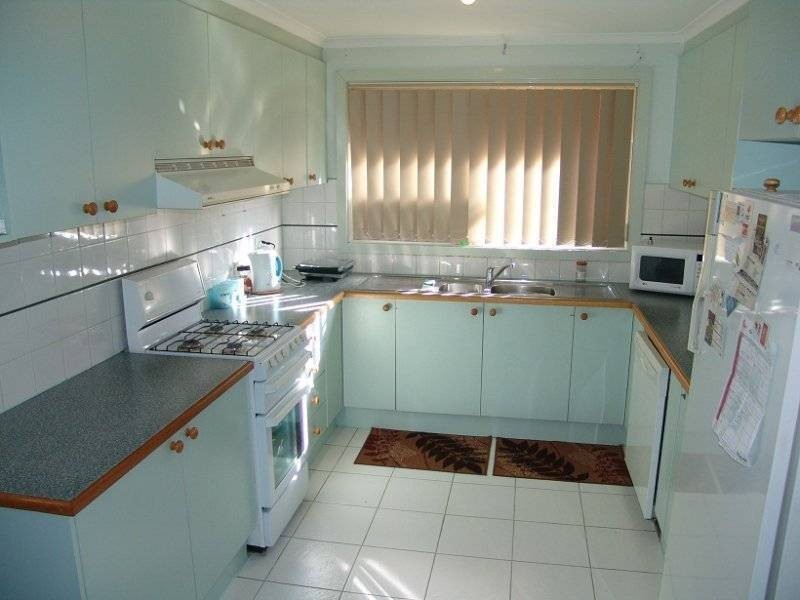 2/13 Tyrell Court, Meadow Heights VIC 3048