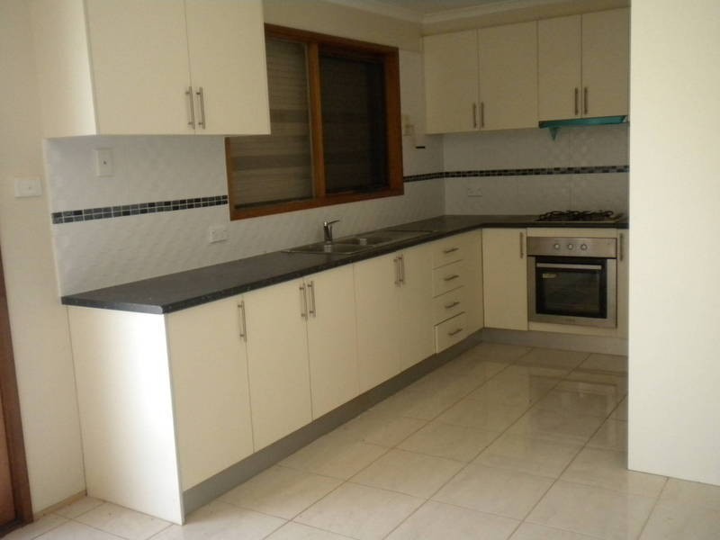 10 Newhaven Road, Craigieburn VIC 3064