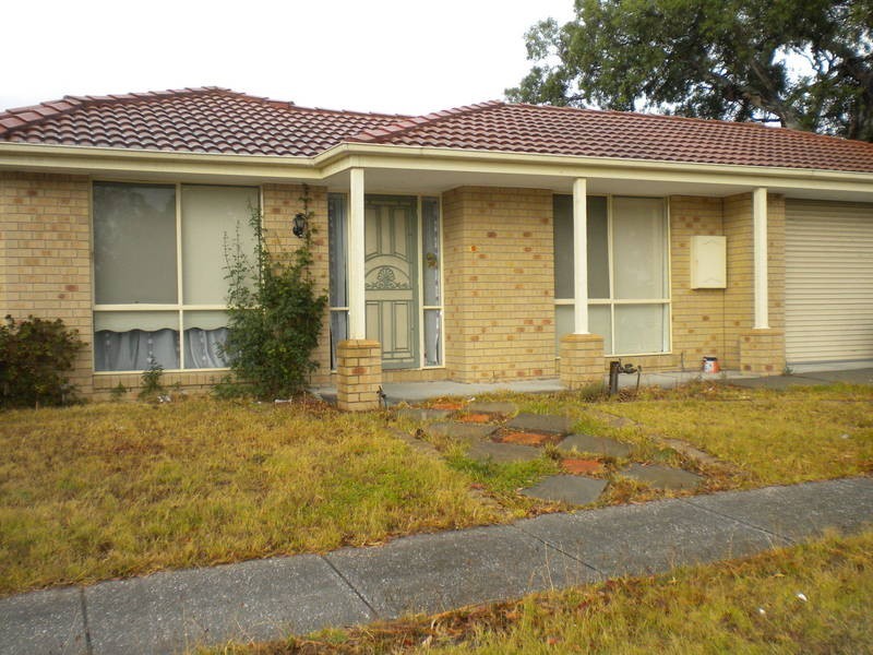 9  CASHMORE PLACE, Roxburgh Park VIC 3064