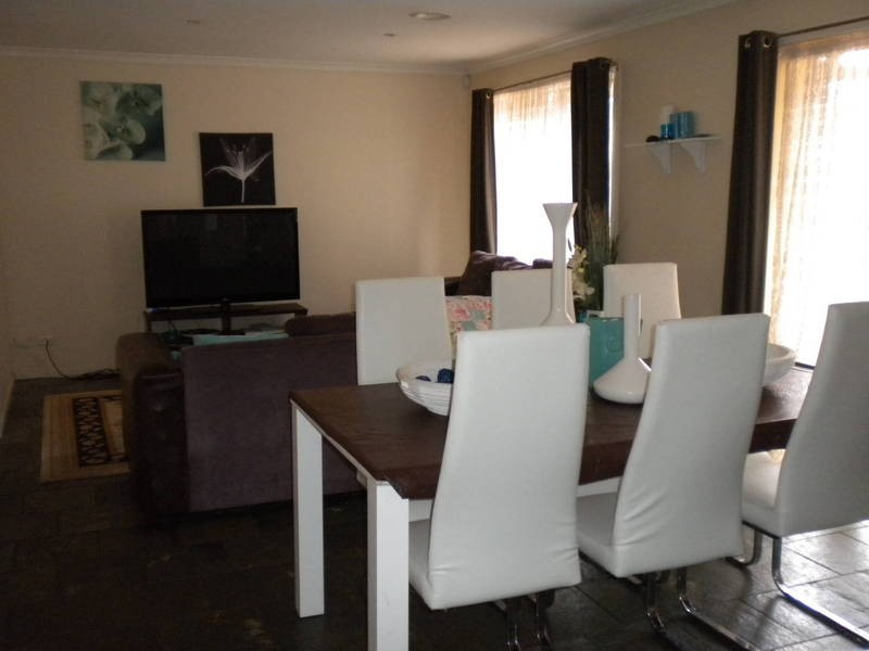9  CASHMORE PLACE, Roxburgh Park VIC 3064