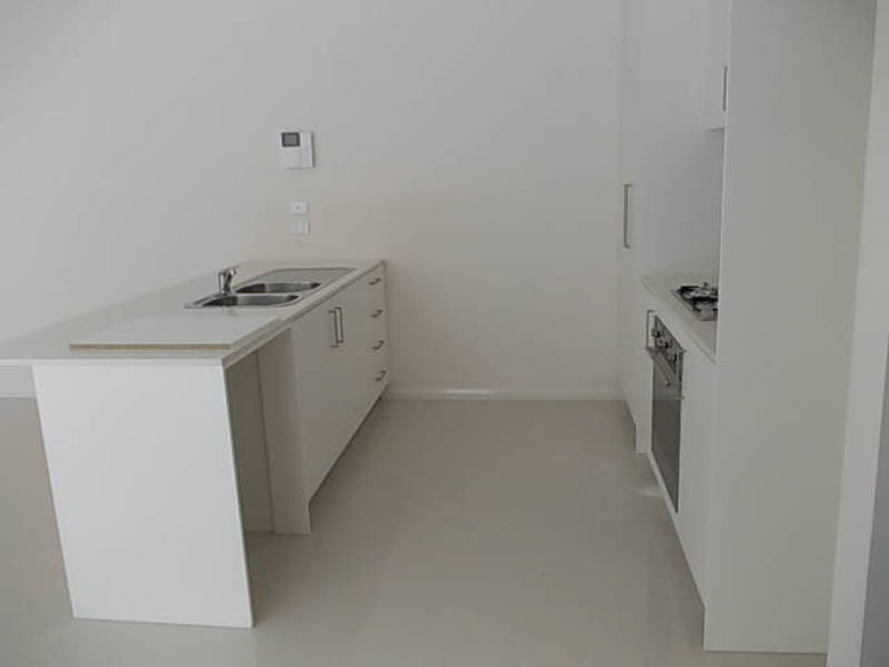 2/29  Frederick Street, Fawkner VIC 3060